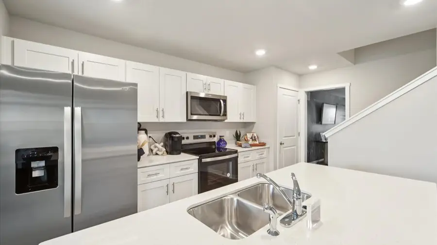 9435 Lovegrass Drive Sw, Cedar Rapids, IA 52404 - #3