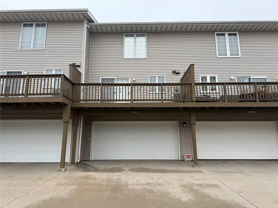 1905 Earl Road, Iowa City, IA 52246 - #3