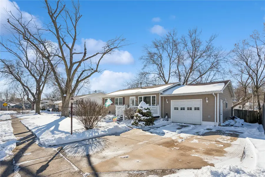 309 Northbrook Drive, Davenport, IA 52806 - #3