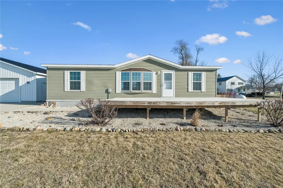 301 South St, Prairieburg, IA 52219 - #2