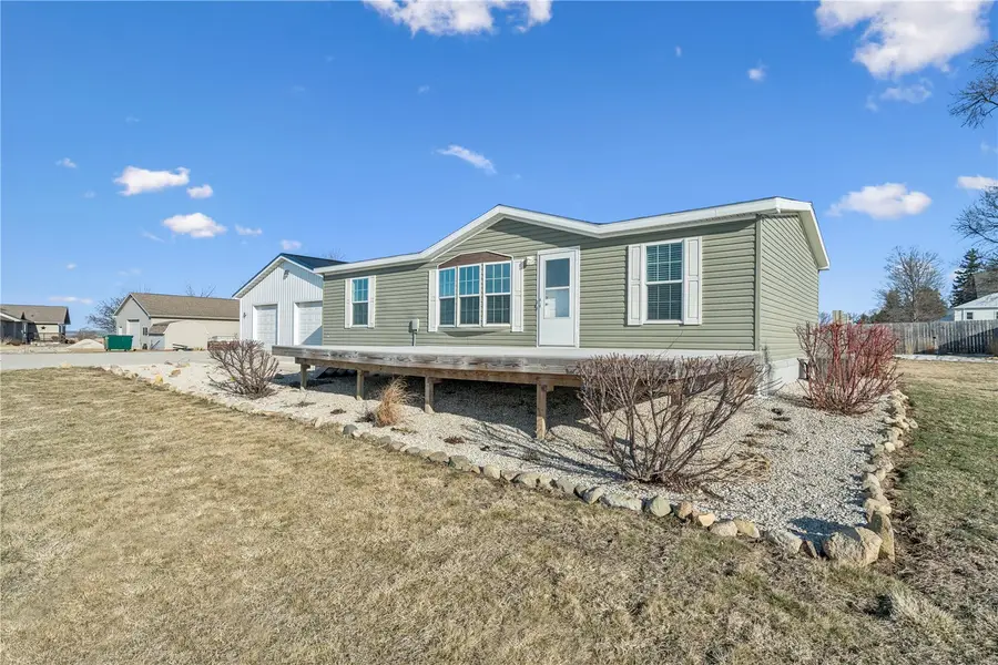 301 South St, Prairieburg, IA 52219 - #3