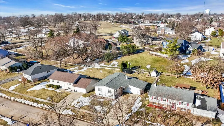 6711 Brentwood Drive Ne, Cedar Rapids, IA 52402 - #3