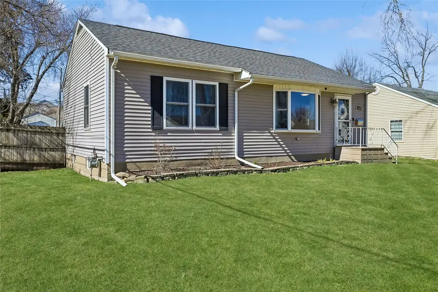 1620 9th Street Nw, Cedar Rapids, IA 52405 - #2