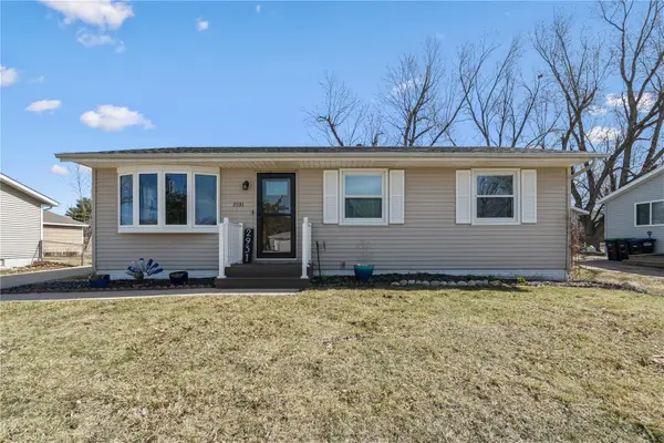 2931 1st Street, Marion, IA 52302