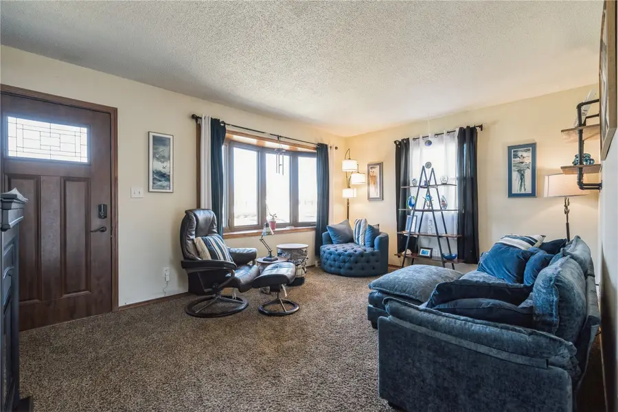 2931 1st Street, Marion, IA 52302 - #3