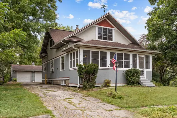 56 North Ave, Central City, IA 52214