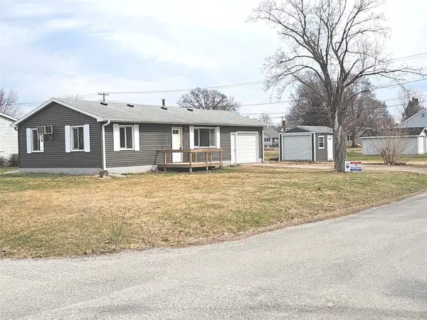 501 11th Street E, Vinton, IA 52349