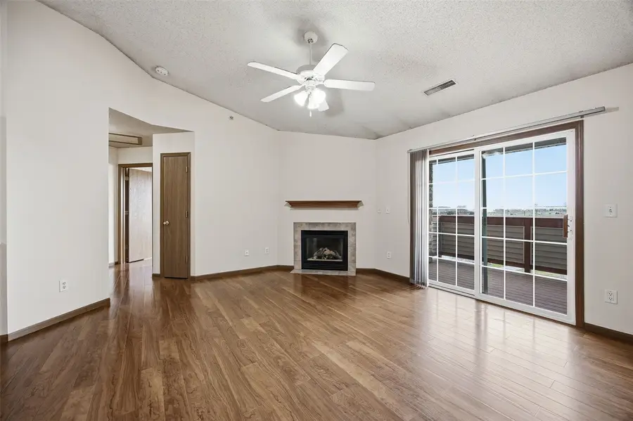 560 Penn Ct #11, North Liberty, IA 52317 - #2