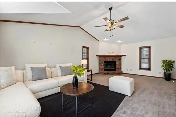 3010 Meadow Glen Street, Marion, IA 52302