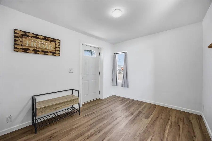 100 3rd Avenue, Newhall, IA 52315 - #3