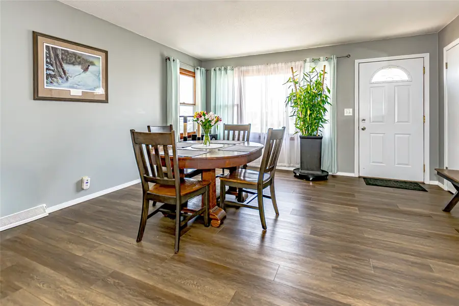 146 Eastview Drive Nw, Cedar Rapids, IA 52405 - #3