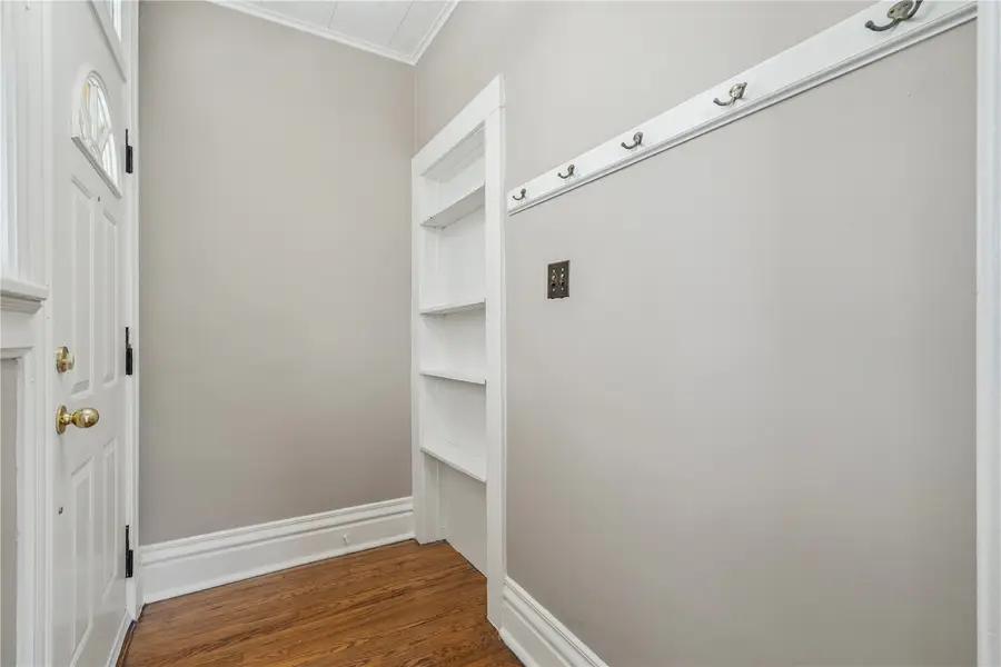 1645 D Avenue Ne, Cedar Rapids, IA 52402 - #3