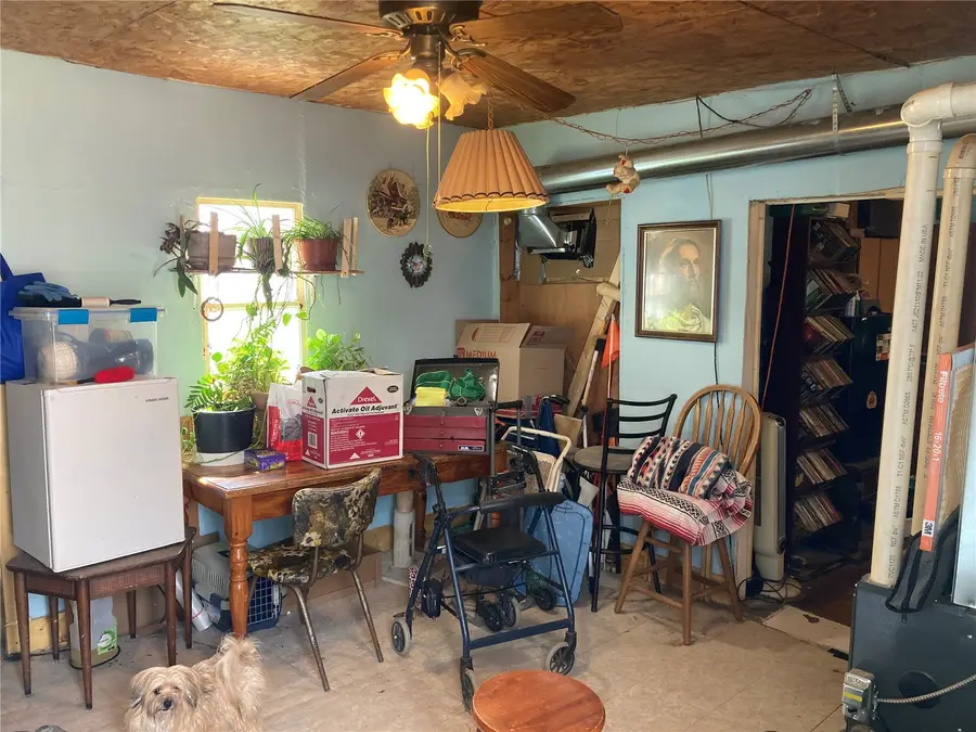 510 7th Avenue, Vinton, IA 52349 - #2