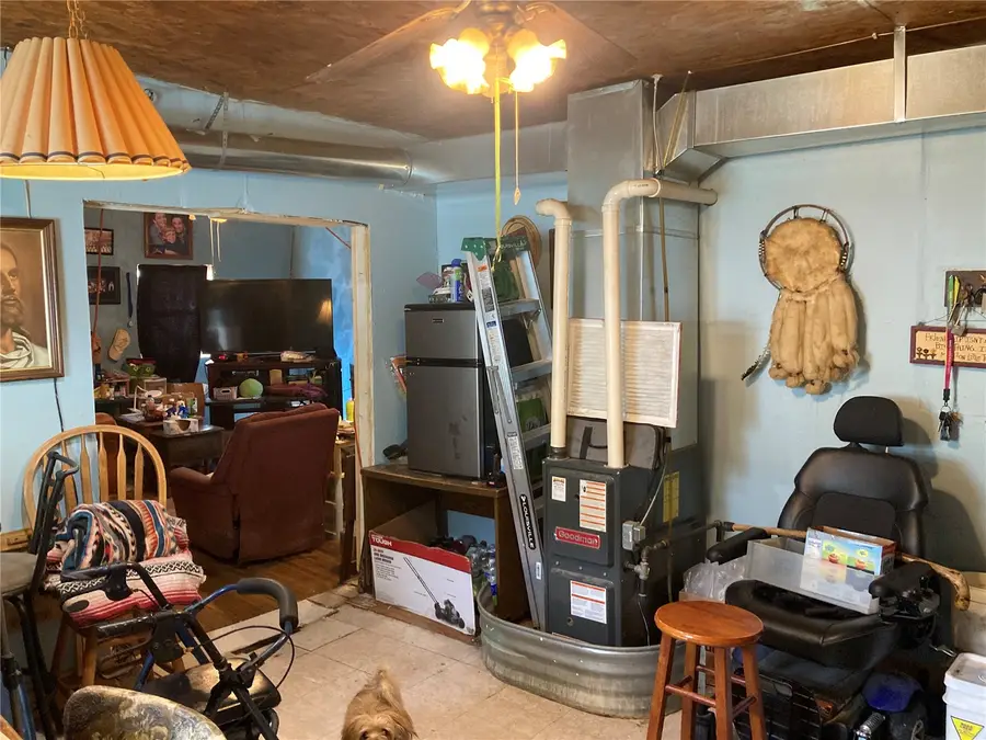 510 7th Avenue, Vinton, IA 52349 - #3