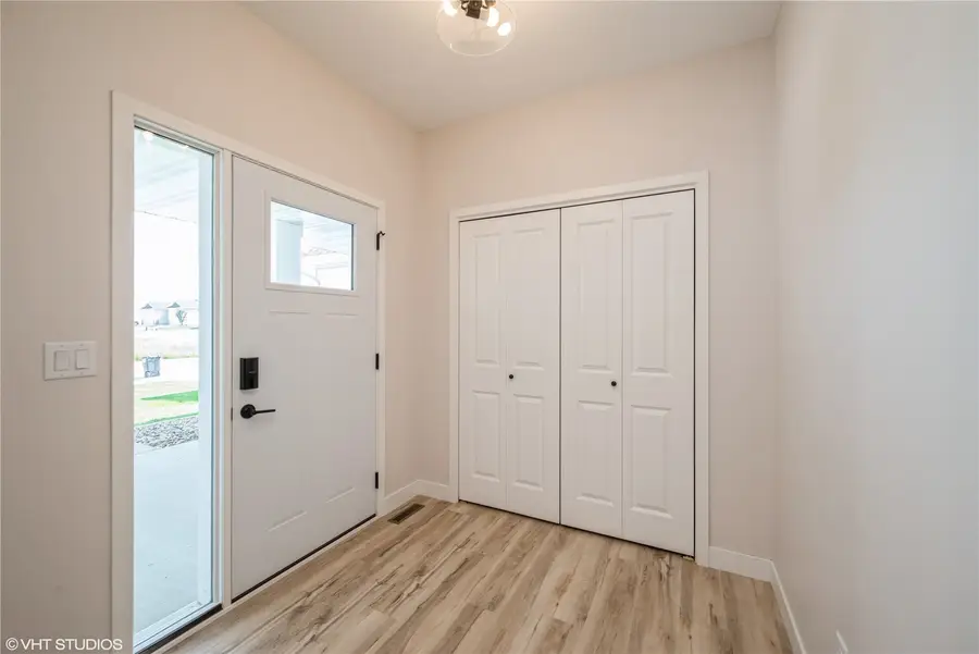 2334 Bluegrass Street, Marion, IA 52302 - #3