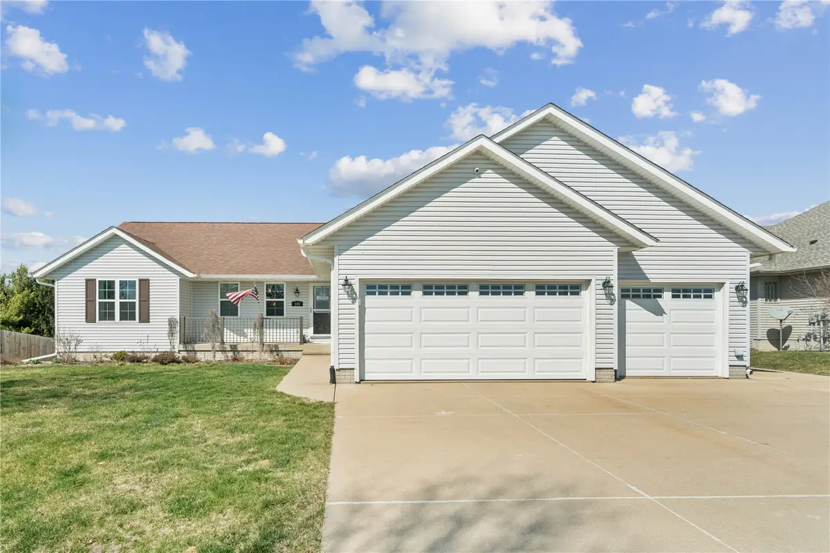 185 Erusha Drive Ne, Walford, IA 52351 - #1