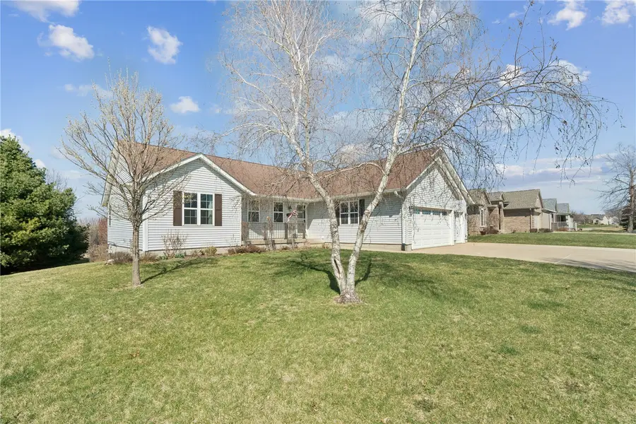 185 Erusha Drive Ne, Walford, IA 52351 - #2