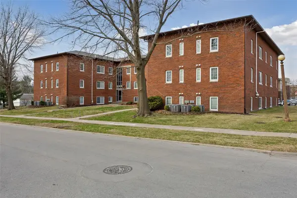 100 Grandview Court #100, Iowa City, IA 52246