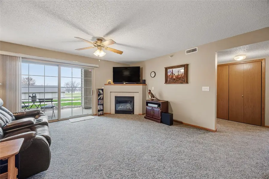 3130 Wilson Sw #4, Cedar Rapids, IA 52404 - #3