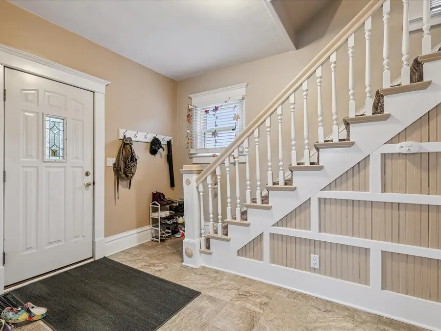 208 E South St, Mechanicsville, IA 52306 - #3