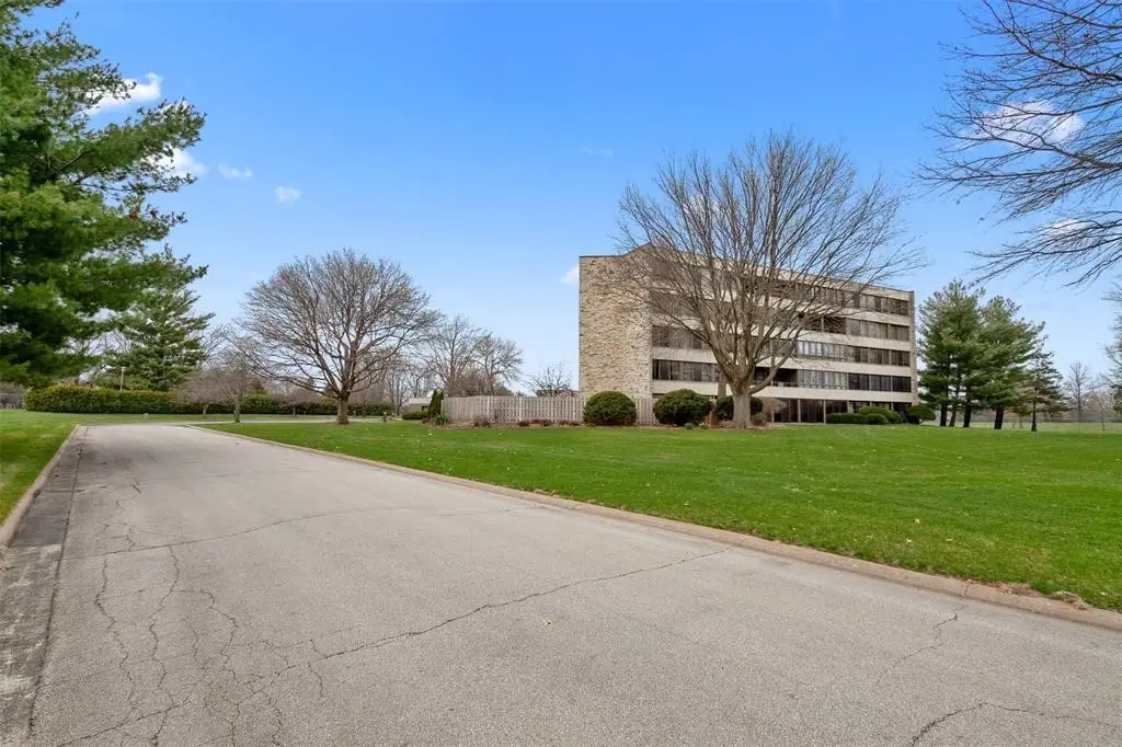 820 Club House Drive #3F, North Liberty, IA 52317 - #1