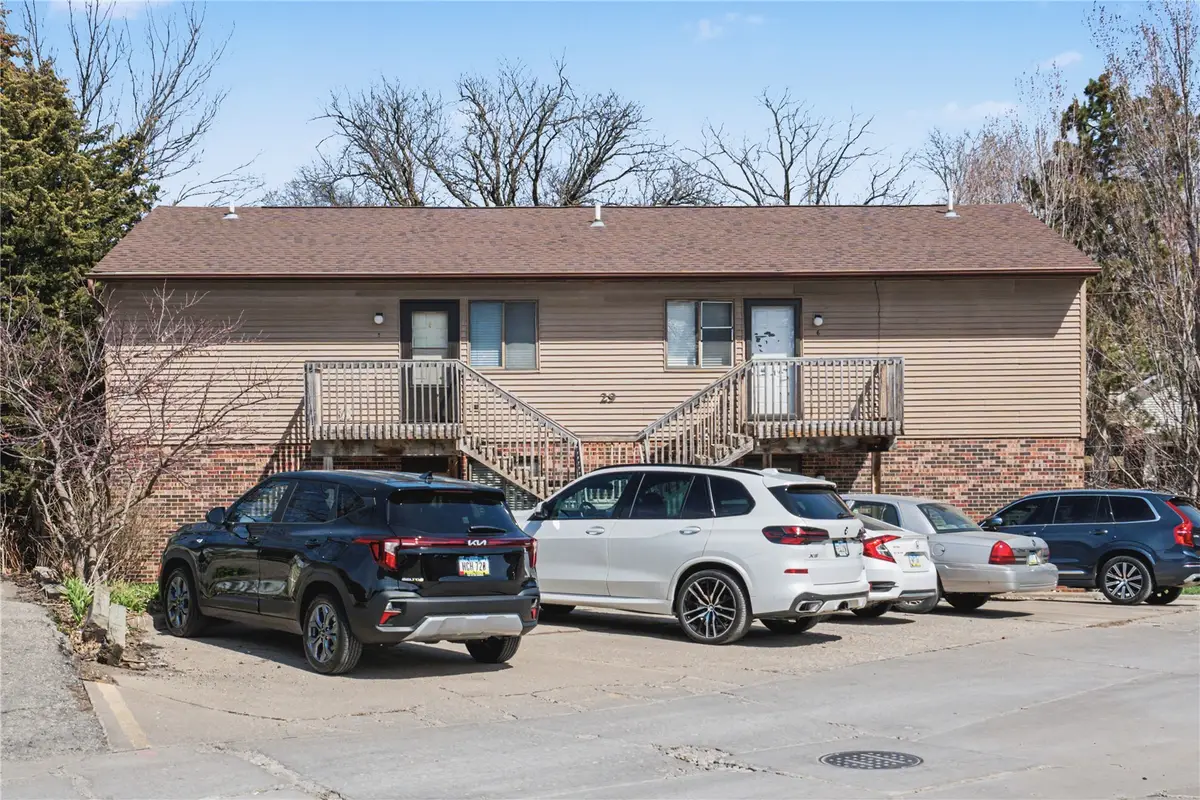 29 Valley Avenue #6, Iowa City, IA 52240 - #1