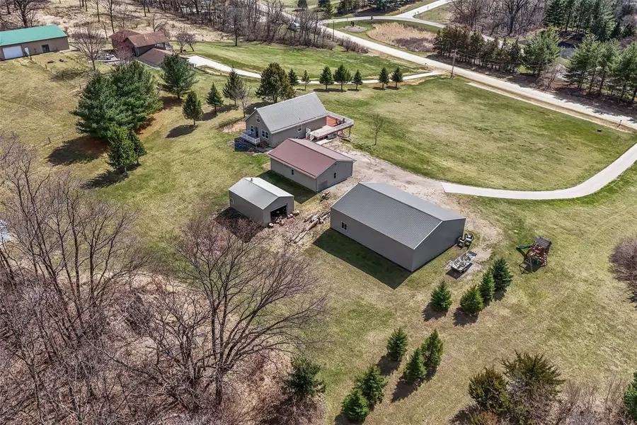 4903 Valley Farm Road, Central City, IA 52214 - #2