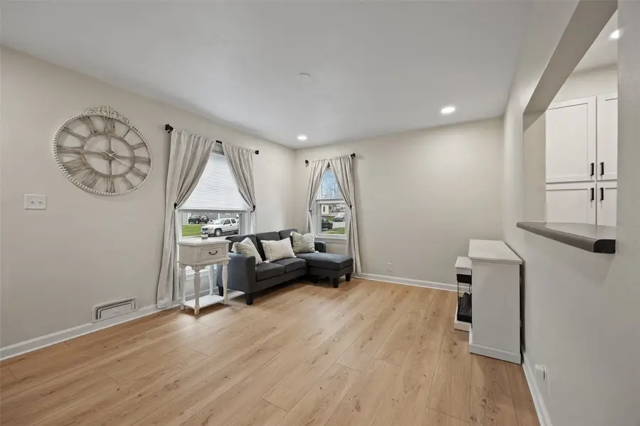 735 30th Street Se, Cedar Rapids, IA 52403 - #3