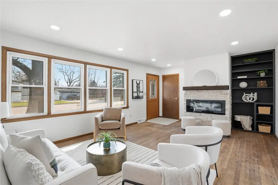 1718 Highland Avenue, Iowa City, IA 52240 - #3