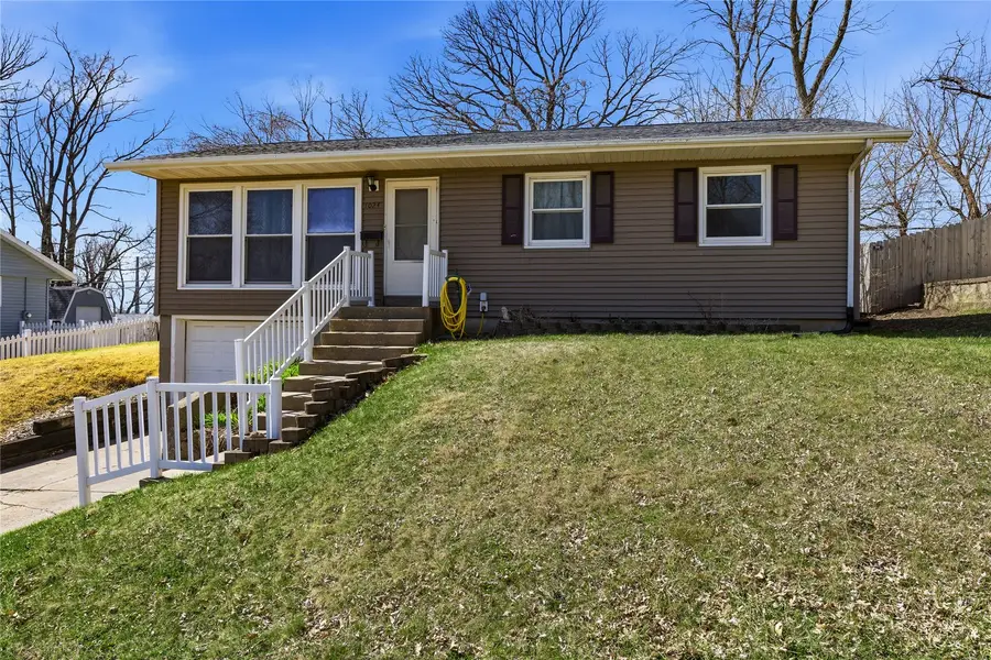 1024 Cheyenne Rd Nw, Cedar Rapids, IA 52405 - #2