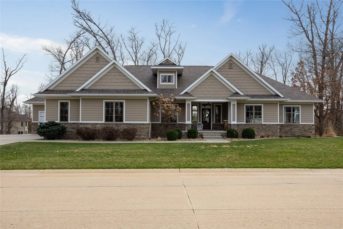 4801 Keystone Ridge Se, Cedar Rapids, IA 52403 - #1