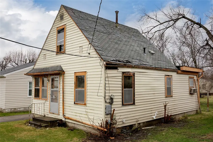 1205 33rd Street Ne, Cedar Rapids, IA 52402 - #3