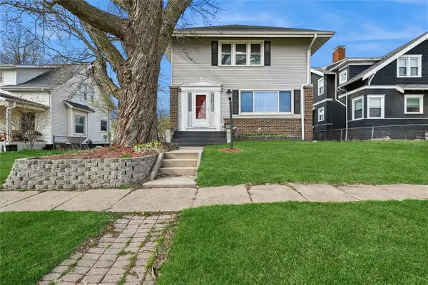 304 South Street, Urbana, IA 52345