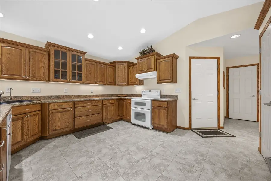 23932 Basham Lane, Fairview, IA 52202 - #3