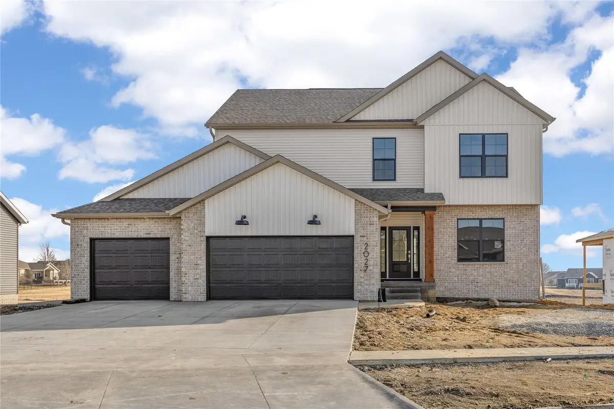 2048 20th Street Nw, Cedar Rapids, IA 52405 - #1