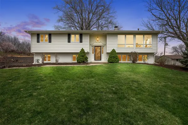 22 Fairview Knoll Ne, Iowa City, IA 52240