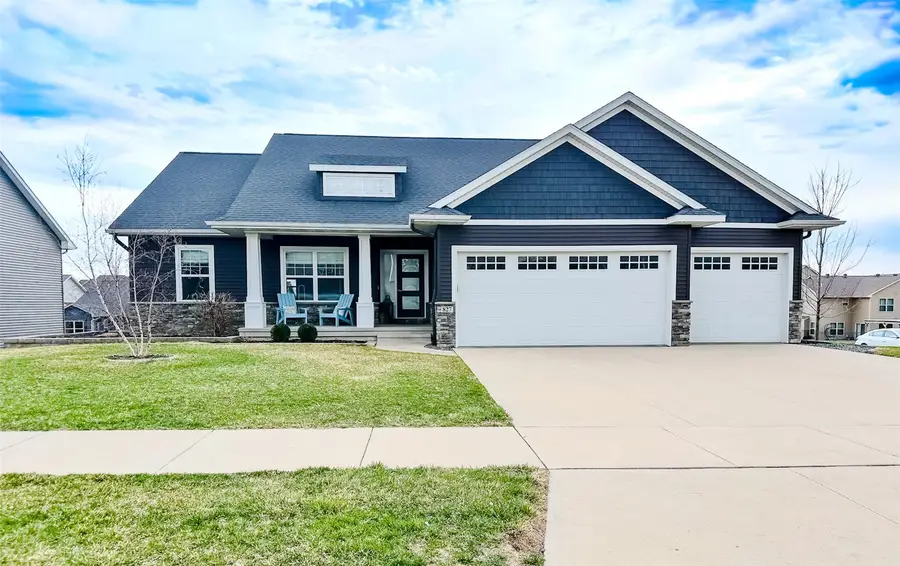 827 Shelby Drive, Tiffin, IA 52340 - #2