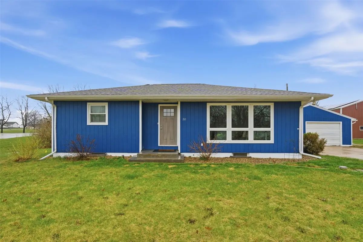 261 Larick Drive, Marion, IA 52302 - #1