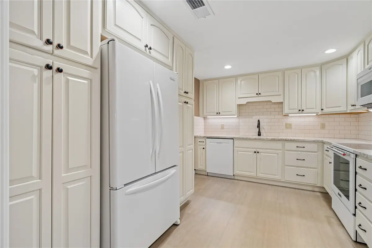 100 Thompson Drive Se #120, Cedar Rapids, IA 52403 - #1