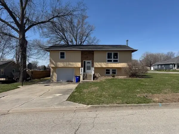 711 12th Street, Kalona, IA 52247