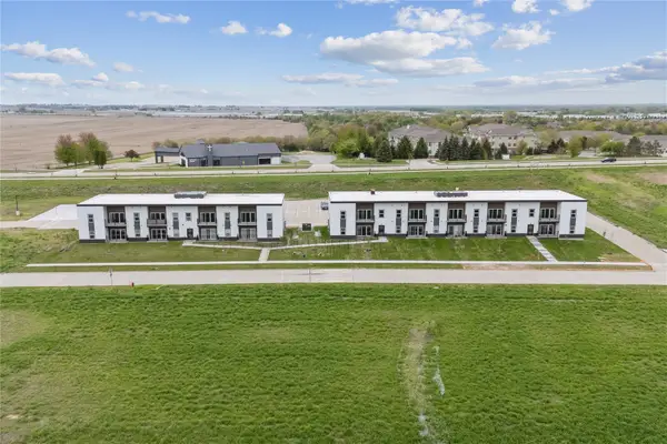 3701 Eastbrook Street, Iowa City, IA 52240