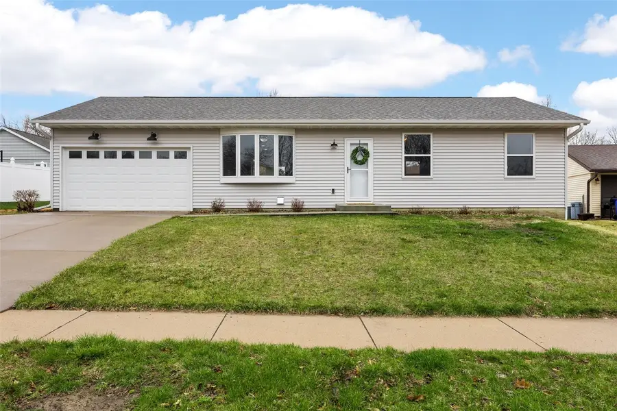 1613 Brookdale Lane, Cedar Rapids, IA 52402 - #2