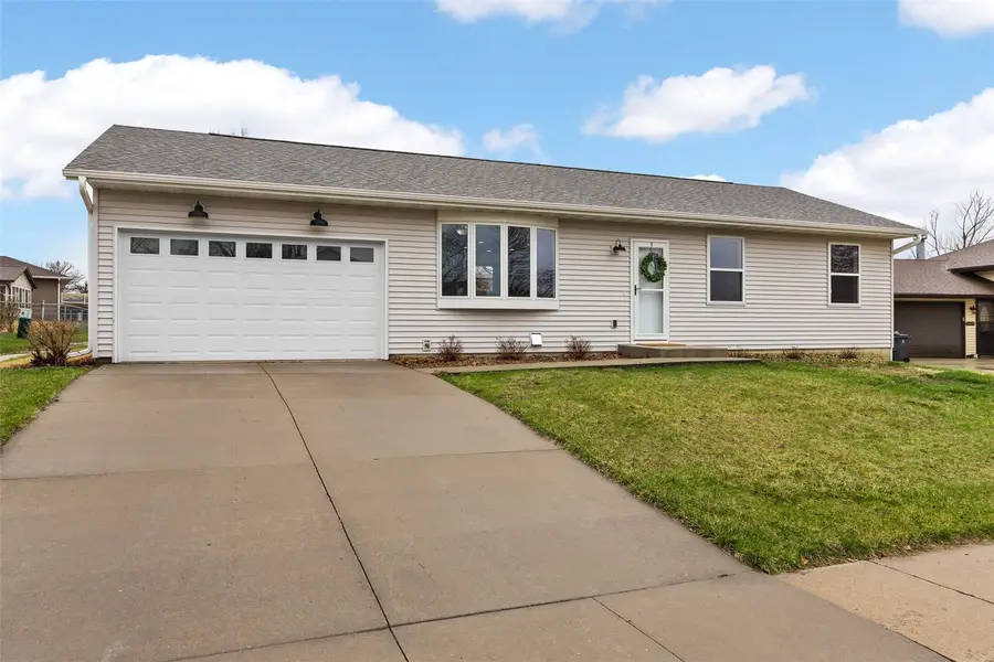 1613 Brookdale Lane, Cedar Rapids, IA 52402 - #3