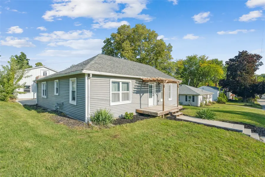 519 B Avenue Se, Mount Vernon, IA 52314 - #2