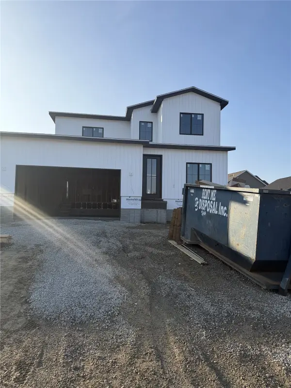 1615 38th Street Se, Cedar Rapids, IA 52403