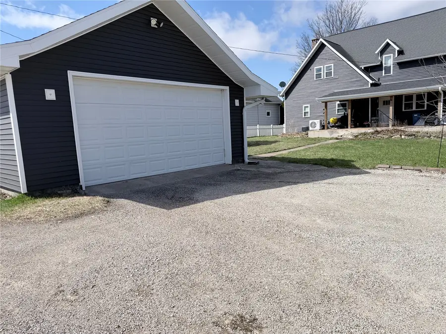207 6th Street, Van Horne, IA 52346 - #3