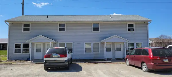 695 W Pine Street, Marengo, IA 52301