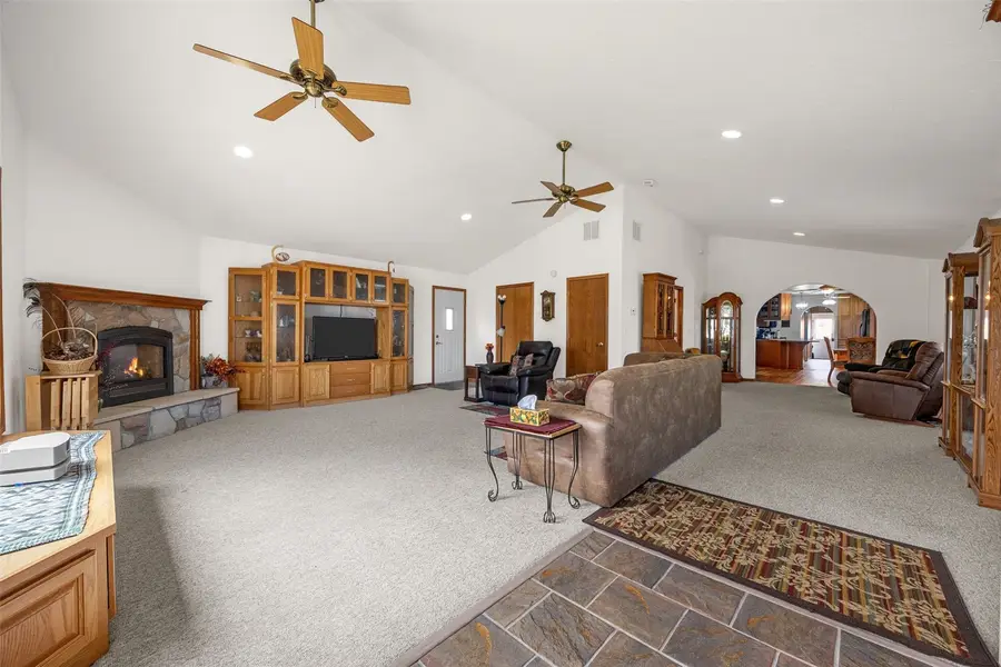 2426 Fruitland Boulevard Sw, Cedar Rapids, IA 52404 - #2