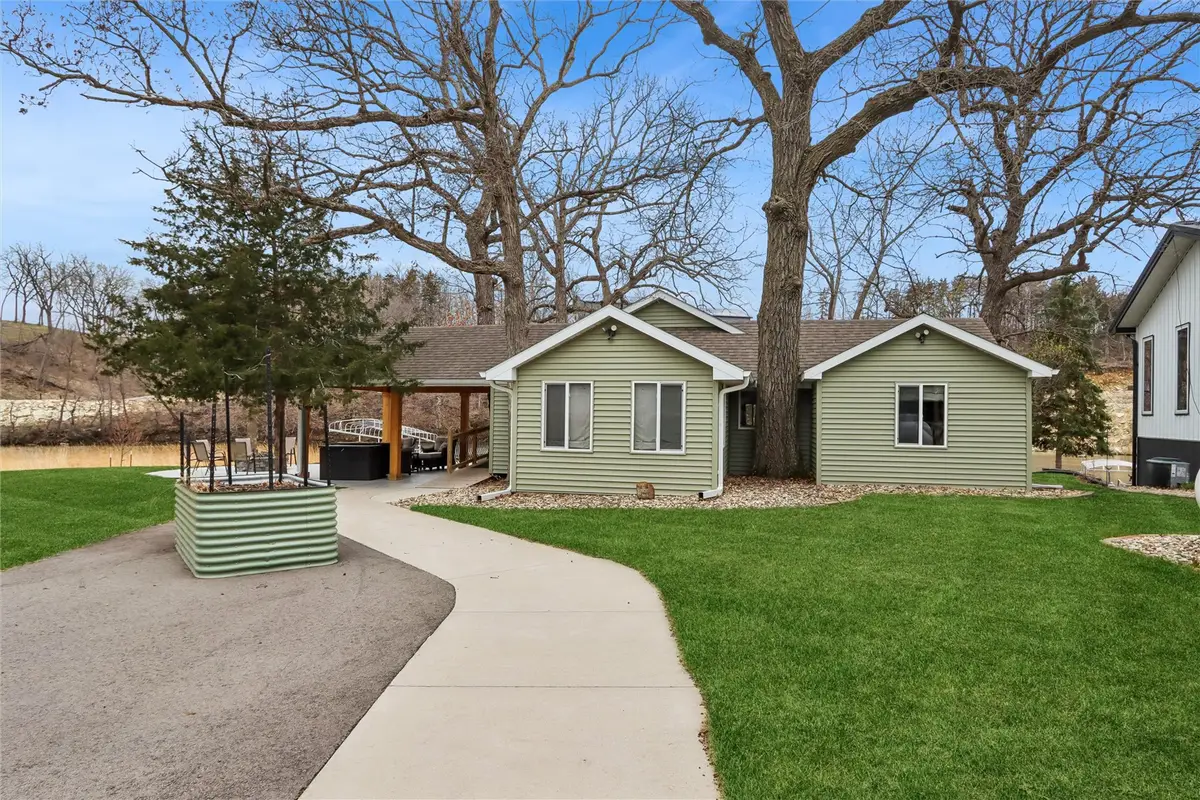 20434 254th Street, Delhi, IA 52223 - #1