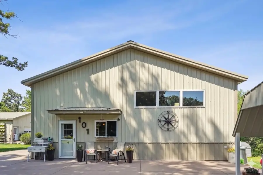 101 Canyon Rd, Montezuma, IA 50171 - #2